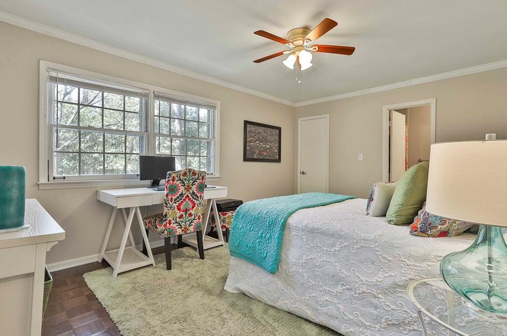 2766 Farmstead Rd, Smyrna GA  30080-2620 exterior