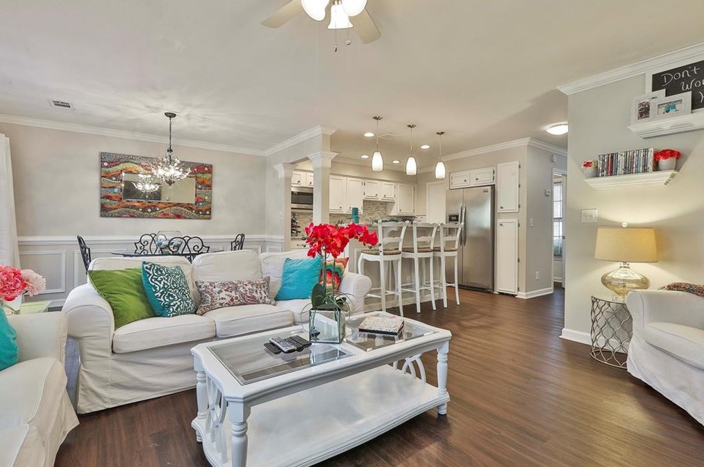 2766 Farmstead Rd, Smyrna GA  30080-2620 exterior