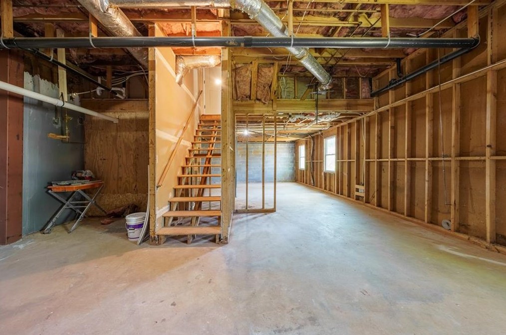 2255 Wallingford Dr, Decatur GA 30032-6239 exterior