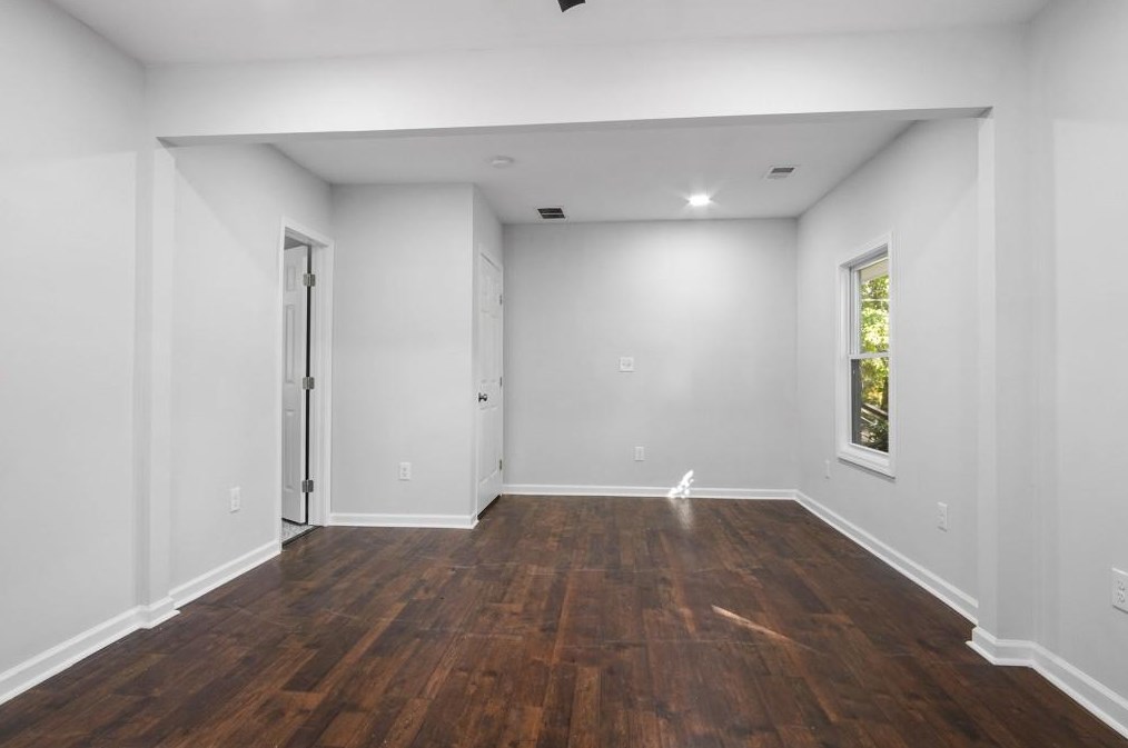 3378 Glenwood Rd, Decatur GA  30032-4276 exterior