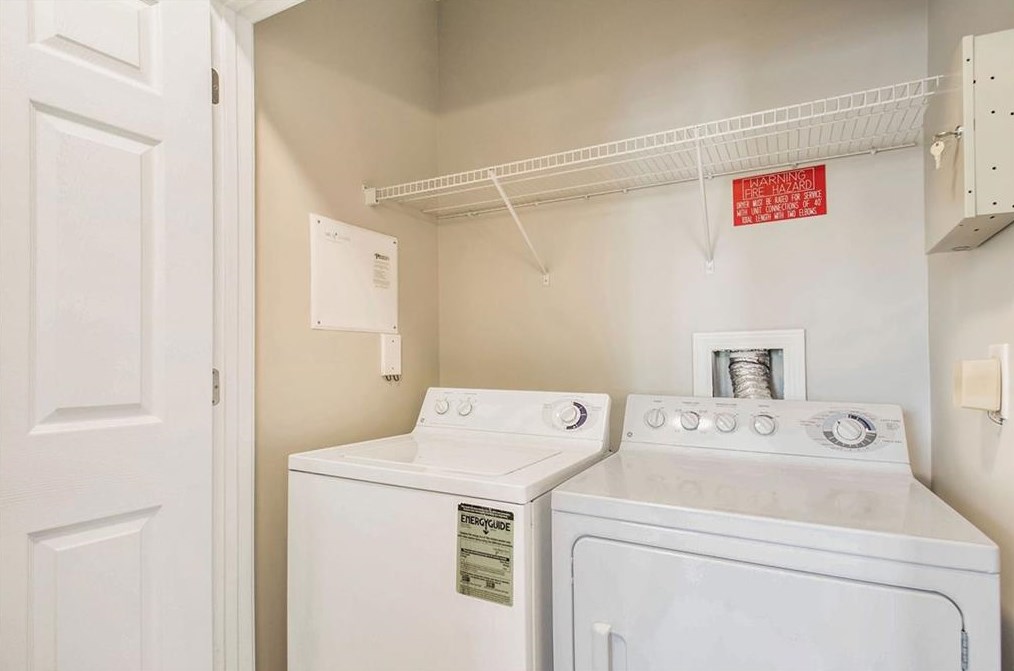 1965 Nocturne Dr, Alpharetta GA 30009-7618 exterior