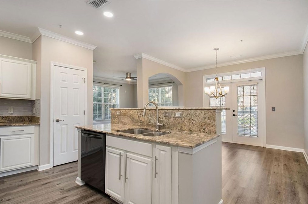 1965 Nocturne Dr, Alpharetta GA 30009-7618 exterior