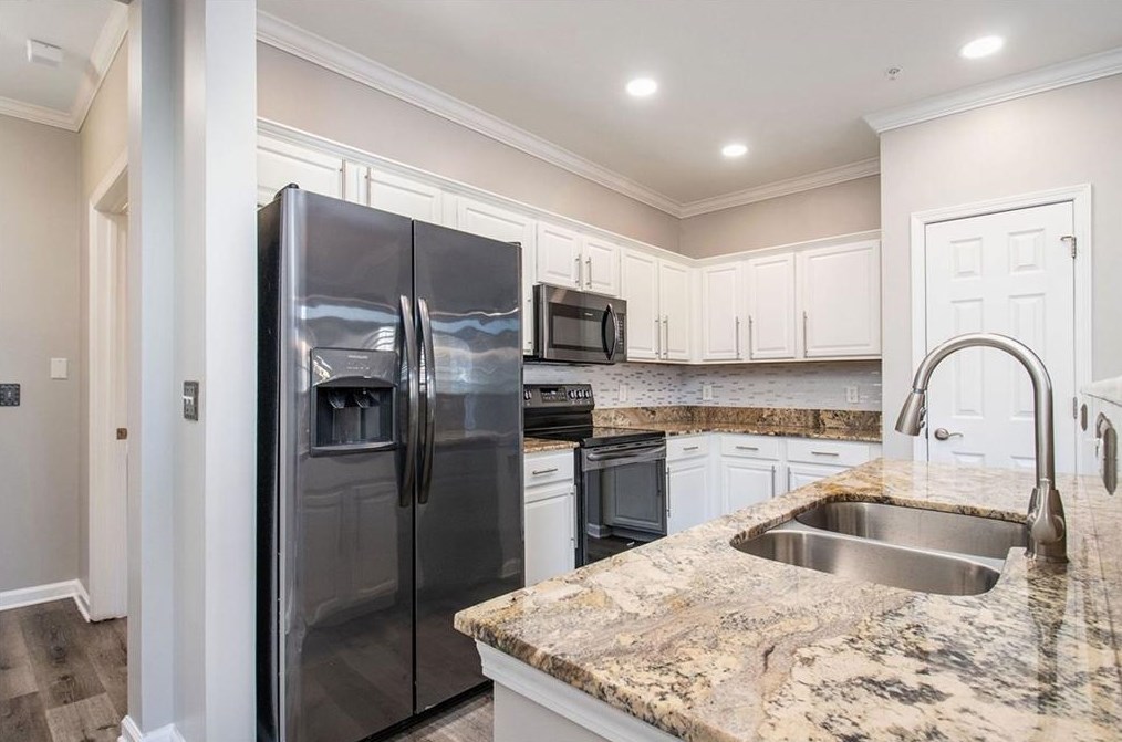 1965 Nocturne Dr, Alpharetta GA 30009-7618 exterior