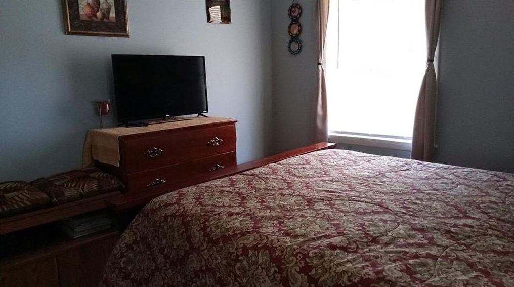 1524 Pine Glen Cir, Decatur GA  30035-1527 exterior