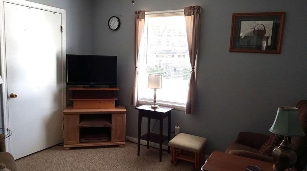 1524 Pine Glen Cir, Decatur GA  30035-1527 exterior