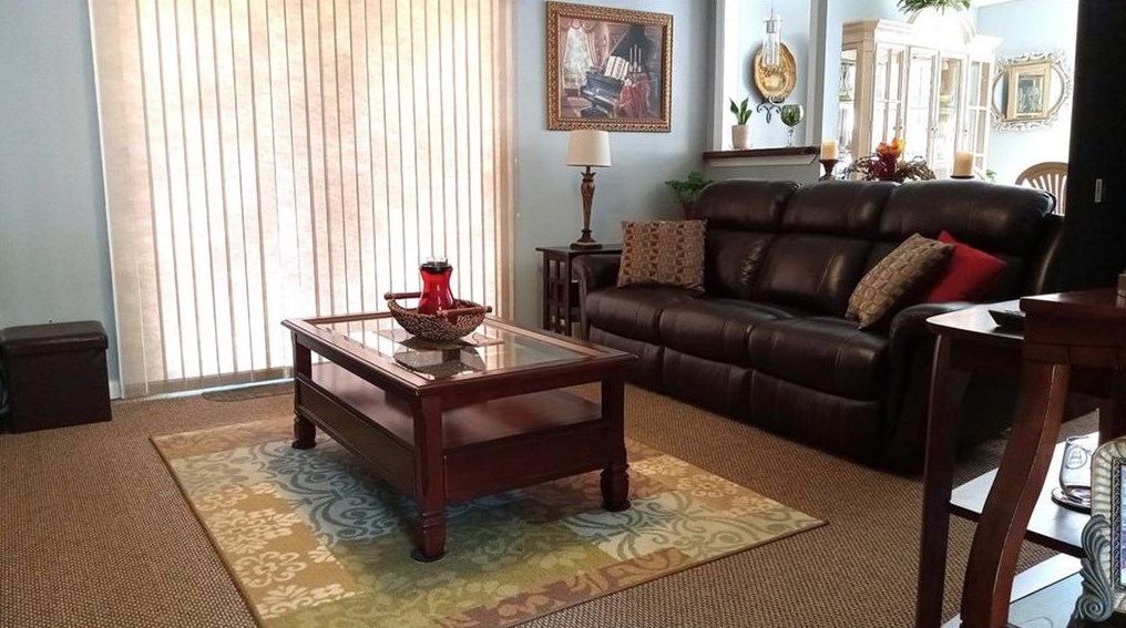 1524 Pine Glen Cir, Decatur GA  30035-1527 exterior