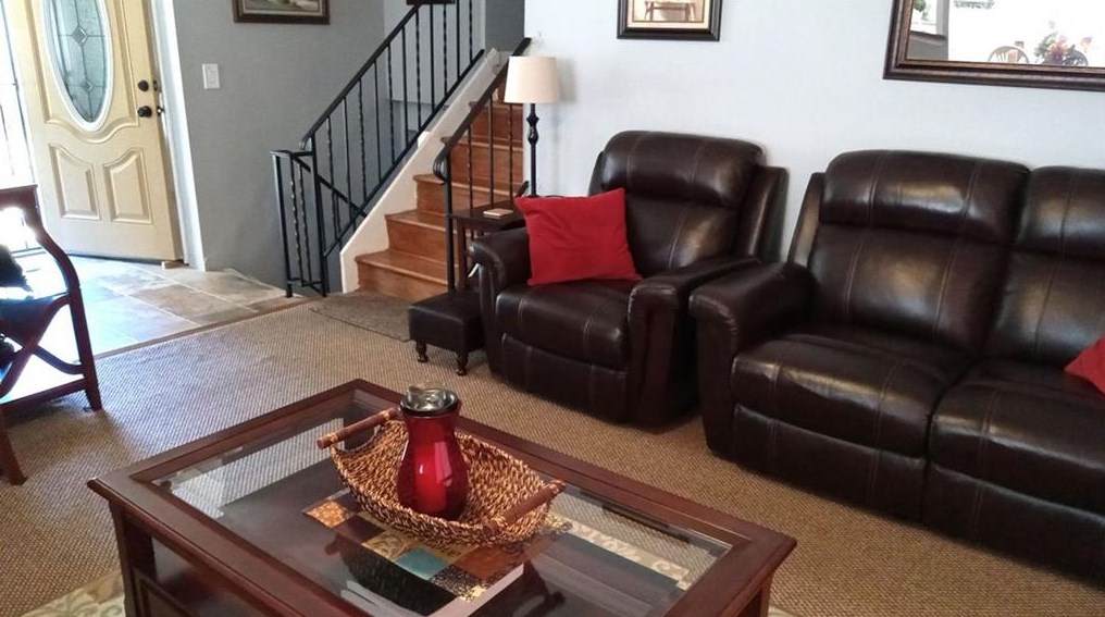 1524 Pine Glen Cir, Decatur GA  30035-1527 exterior