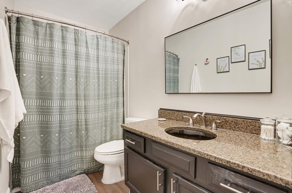 50 Mount Vernon Cir, Atlanta GA  30338-5434 exterior