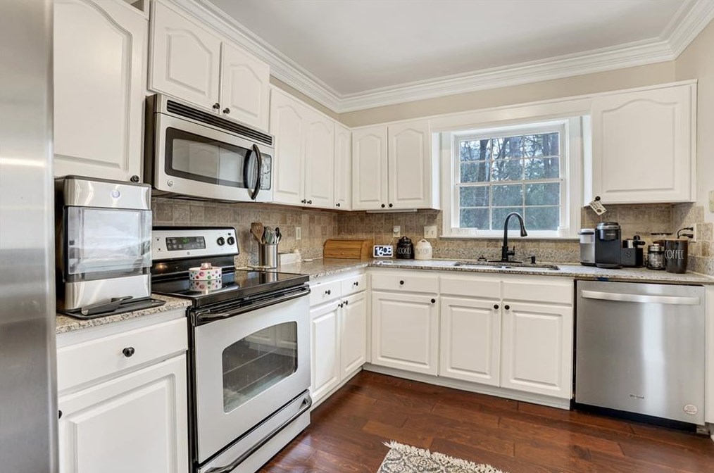 50 Mount Vernon Cir, Atlanta GA  30338-5434 exterior