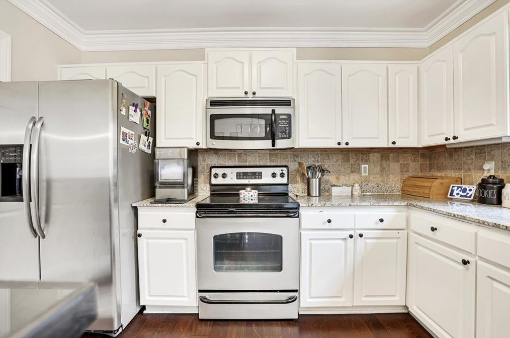 50 Mount Vernon Cir, Atlanta GA  30338-5434 exterior