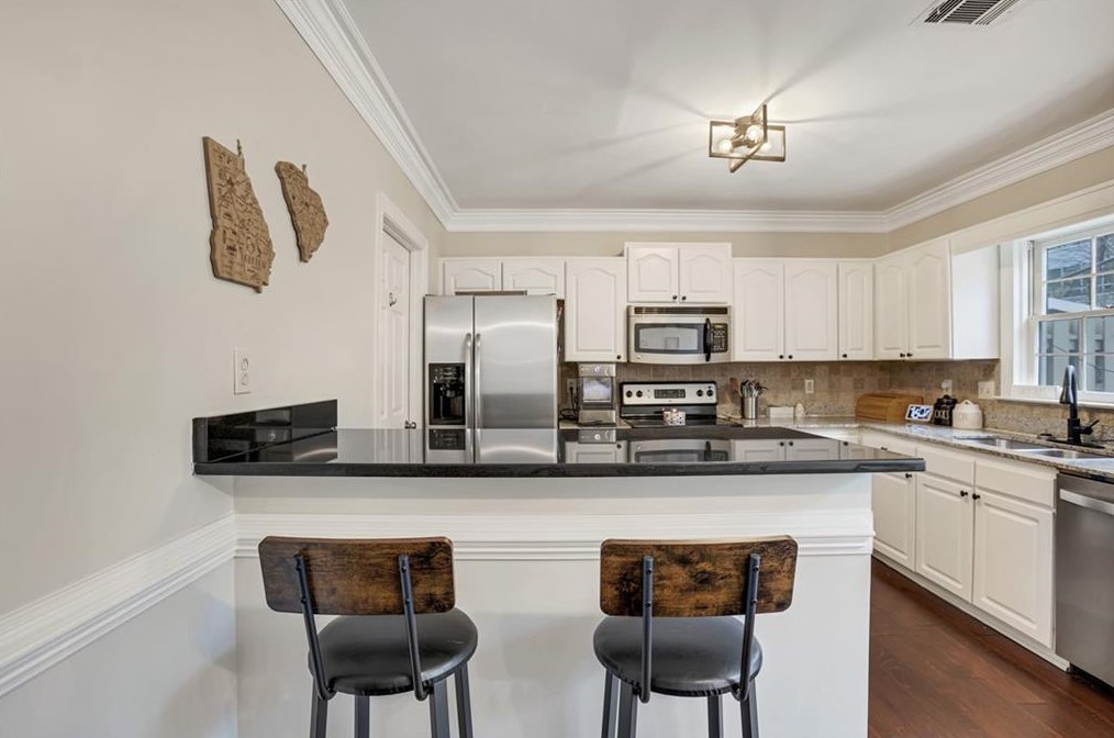 50 Mount Vernon Cir, Atlanta GA  30338-5434 exterior