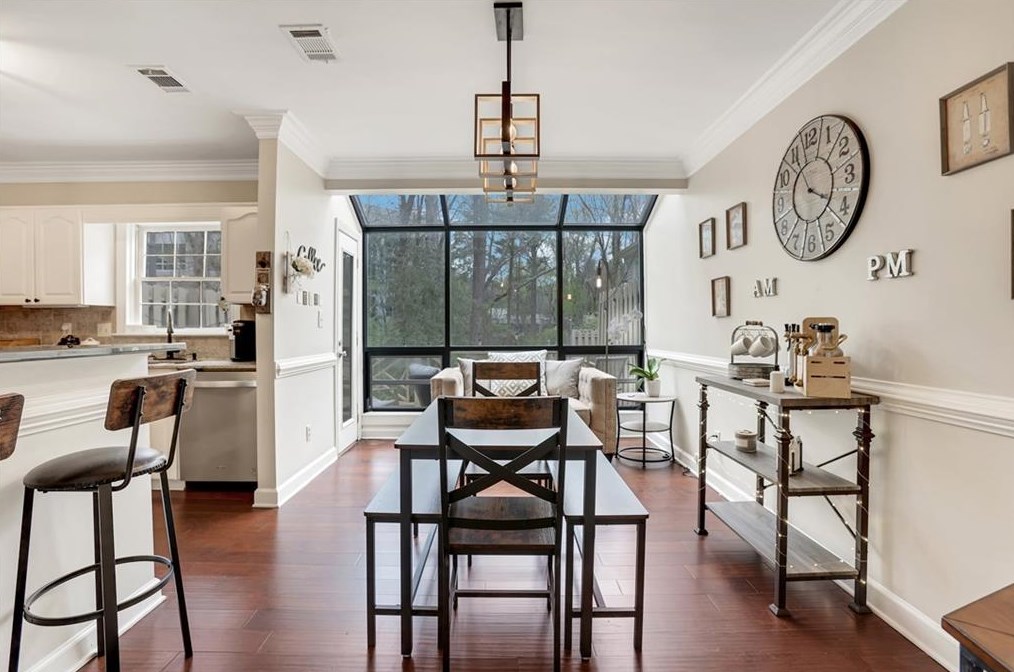 50 Mount Vernon Cir, Atlanta GA  30338-5434 exterior
