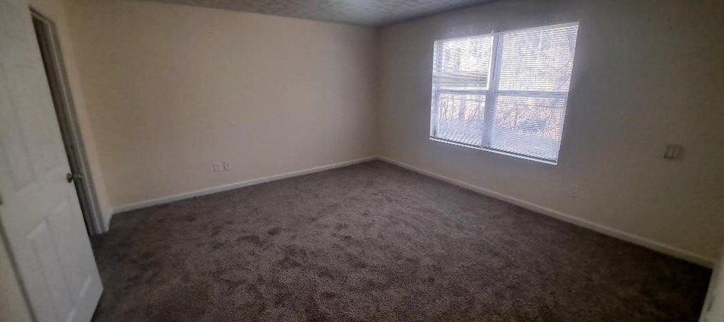 7104 Fairington Ridge Cir, Lithonia, GA 30038