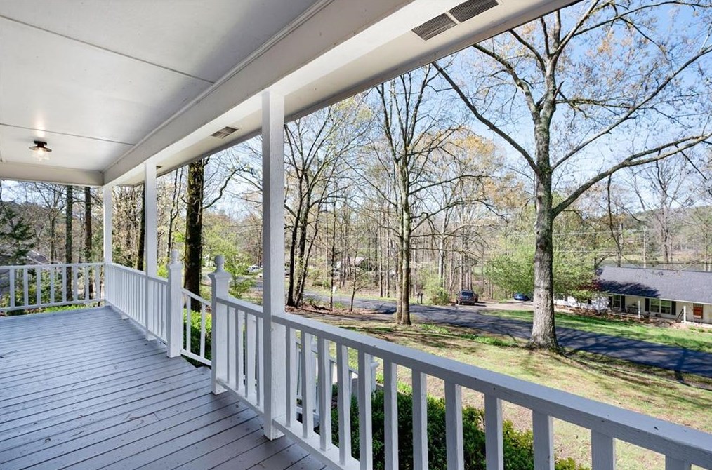 181 Jo Ann Dr, Calhoun, GA 30701-4668