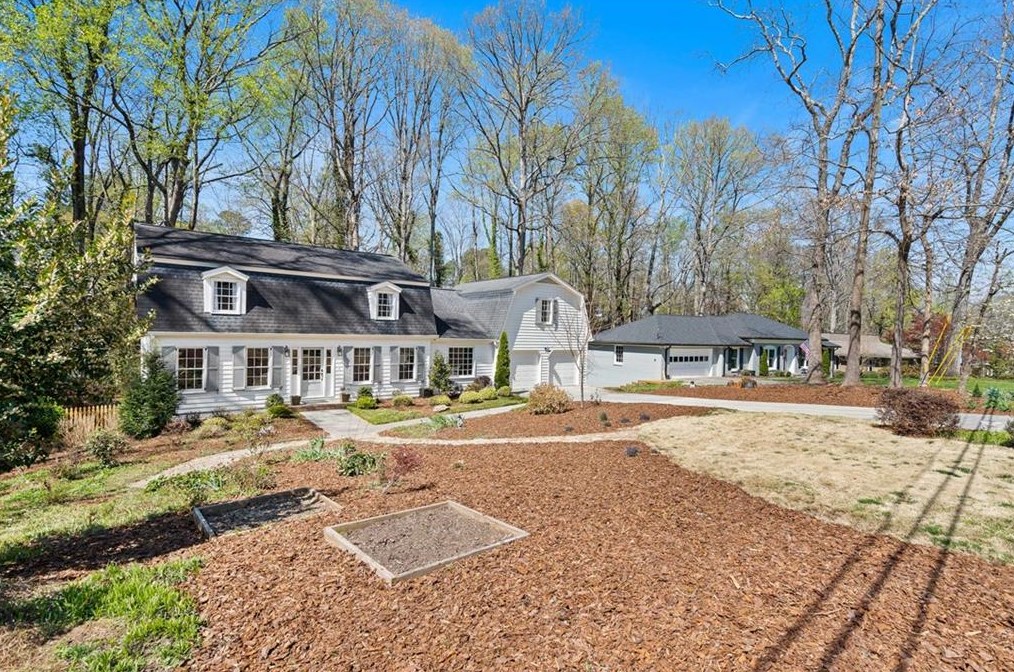 5008 Winding Branch Dr, Atlanta, GA 30338-3944