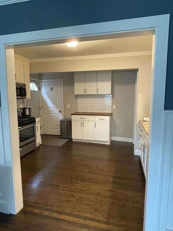 124 Woodbine Cir, Atlanta GA  30317-1930 exterior