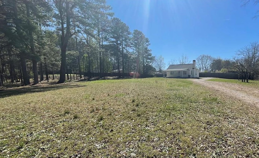 3556 Finch Rd, Hiram, GA 30141