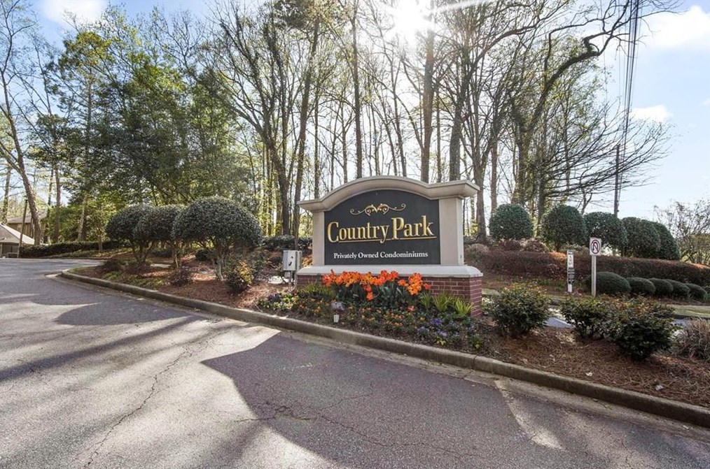 706 Country Park Dr Se, Smyrna, GA 30080