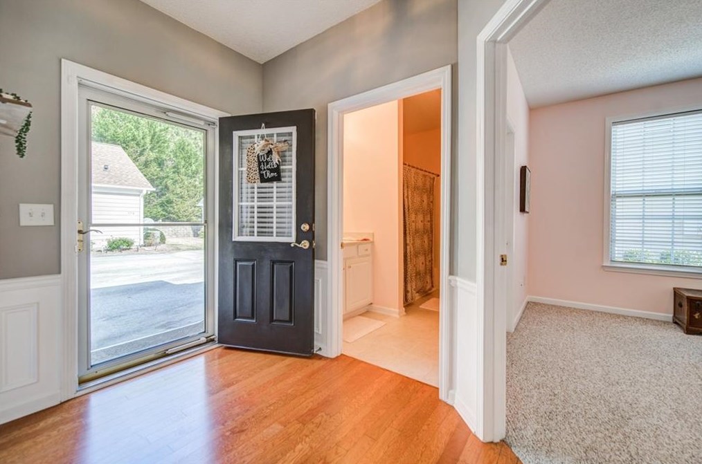 168 Camry Ln, Grayson, GA 30017