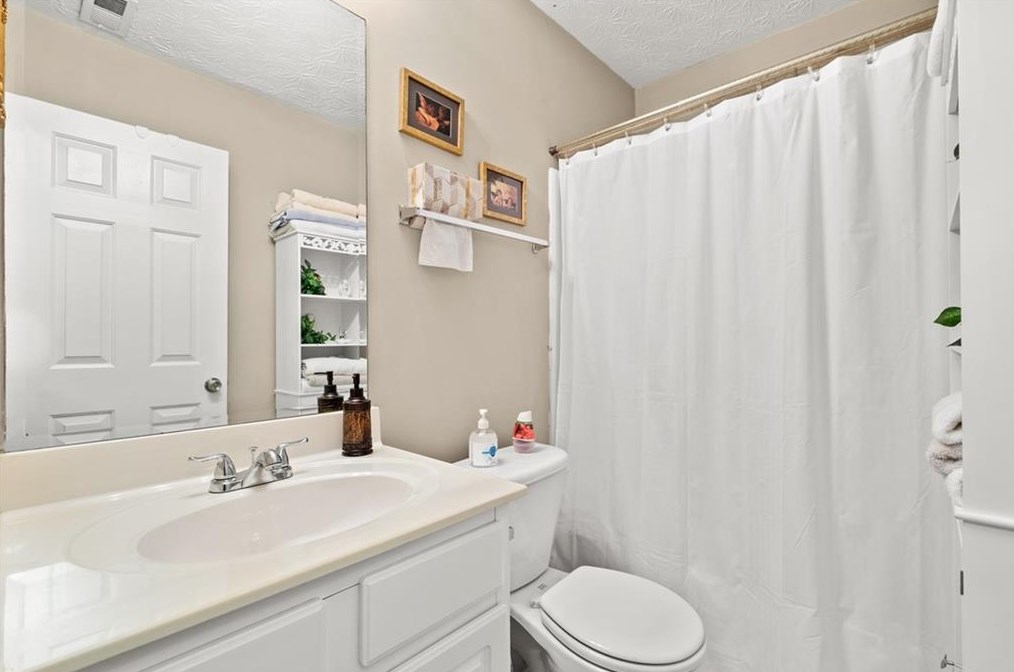 223 Mount Laurel Dr, Dallas GA  30132-0958 exterior