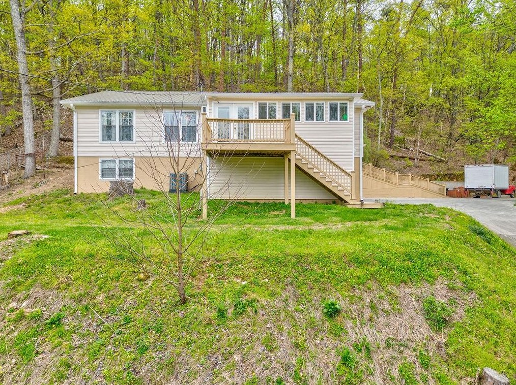 354 Calhoun St, Fairmount, GA 30139
