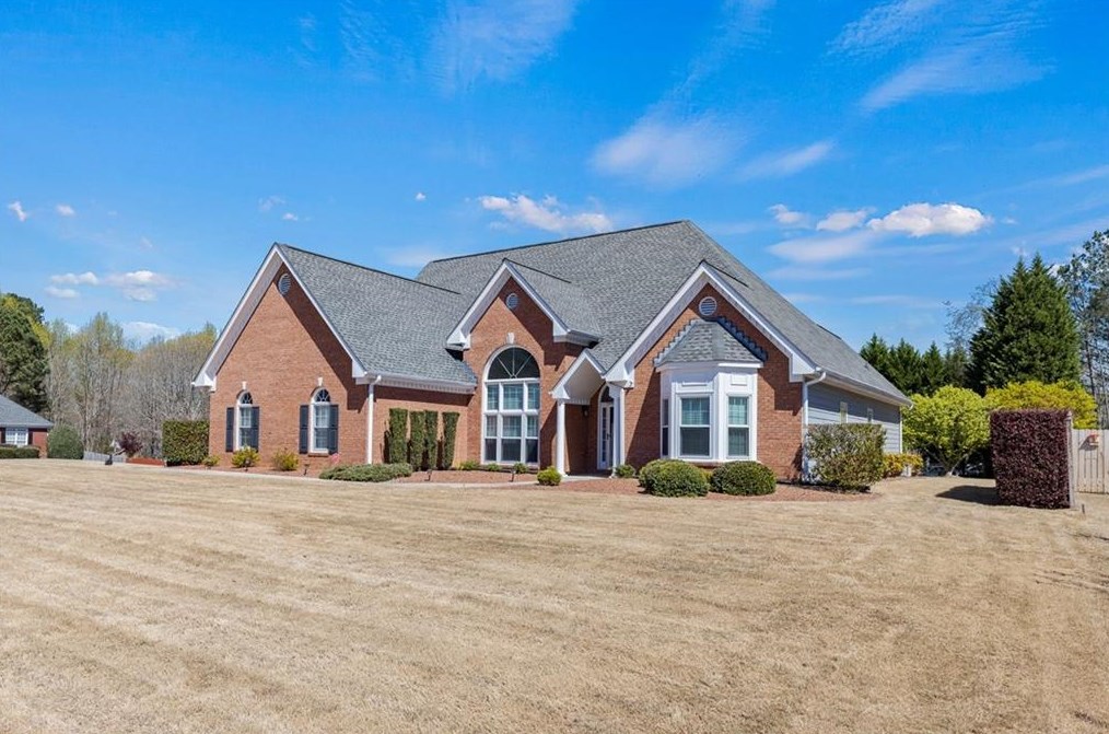 2372 Herring Woods Trl, Grayson GA  30017-4094 exterior