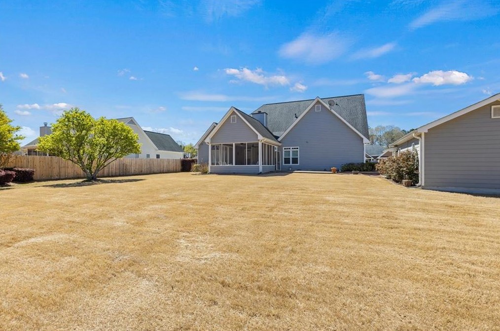 2372 Herring Woods Trl, Grayson GA  30017-4094 exterior