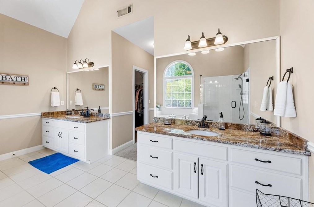 2372 Herring Woods Trl, Grayson GA  30017-4094 exterior