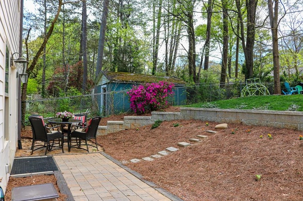 2291 Ava Pl, Decatur GA  30033-4707 exterior