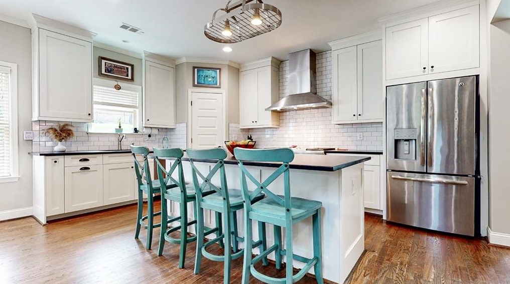 2291 Ava Pl, Decatur GA  30033-4707 exterior