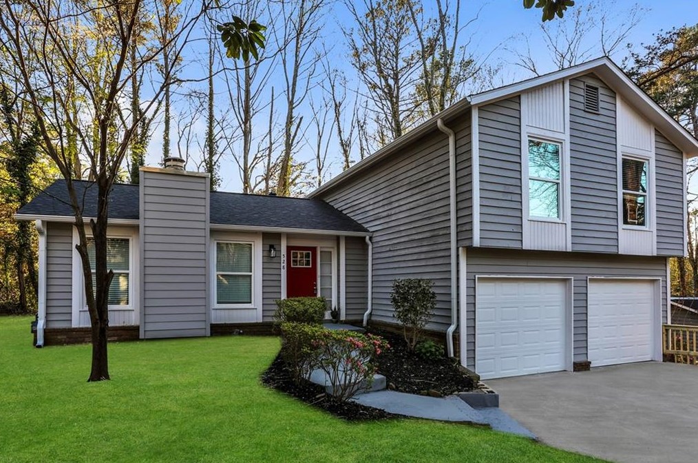 528 Rockborough Ter, Stone Mountain, GA 30083