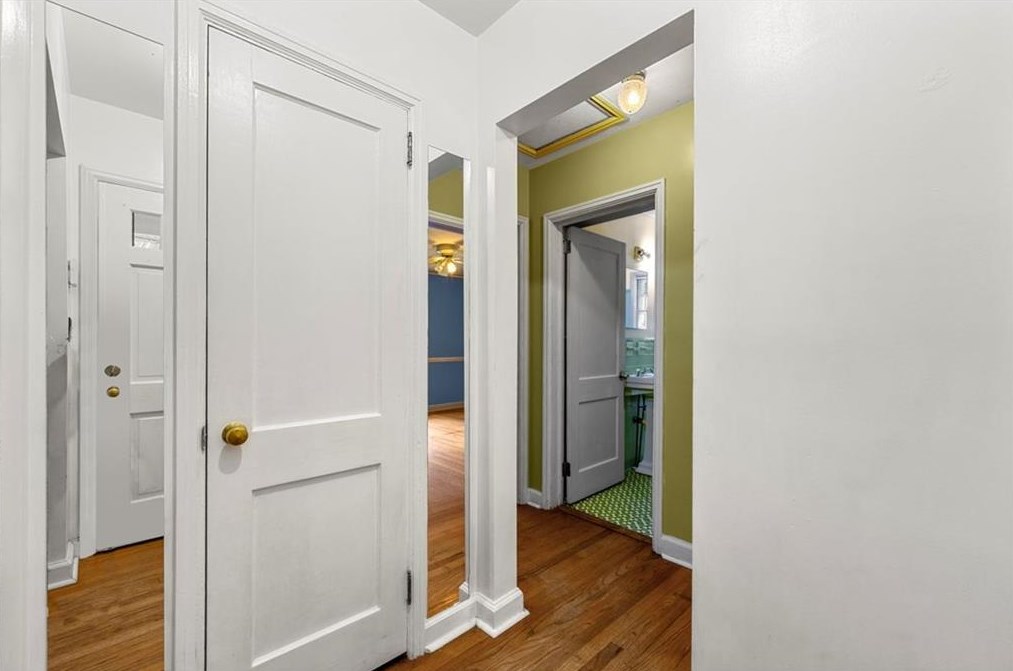 1418 Sw Downs Dr, Atlanta, GA 30311
