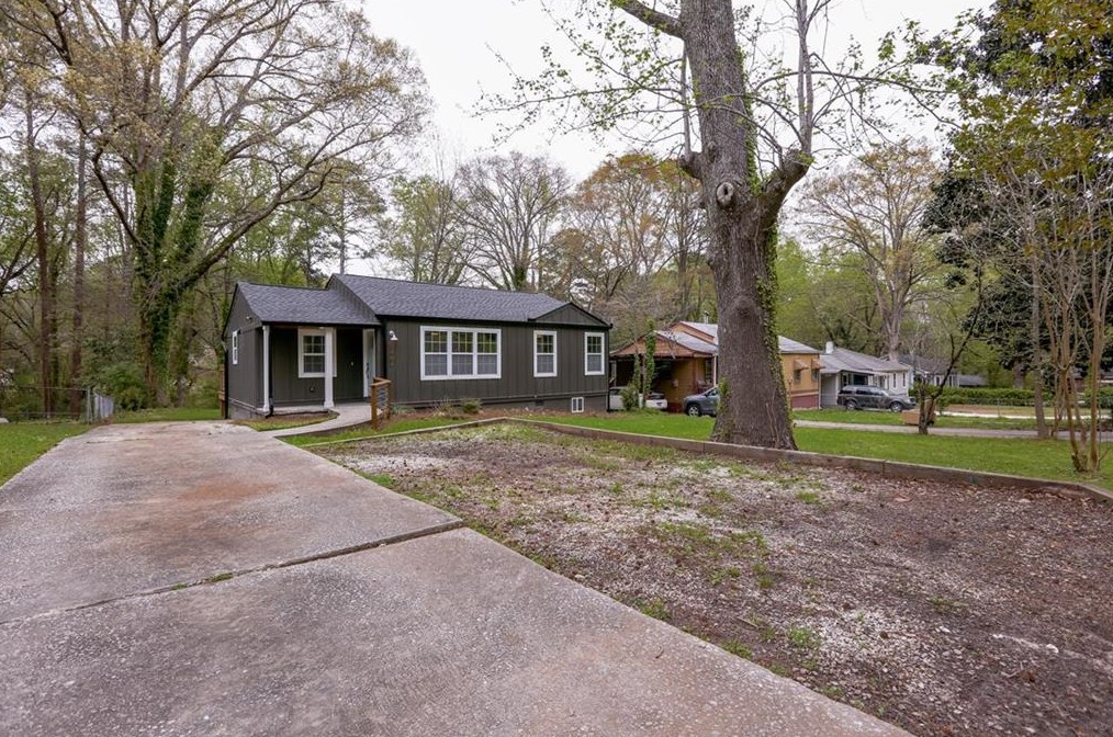 3464 Glen Rd, Decatur GA  30032-2506 exterior