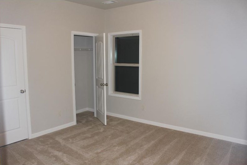 5166 Apple Grove Rd, Buford, GA 30519
