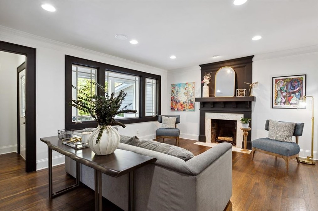 211 Parkside Cir, Decatur GA  30030-1412 exterior