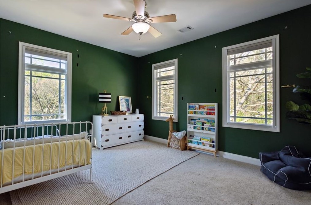 211 Parkside Cir, Decatur GA  30030-1412 exterior