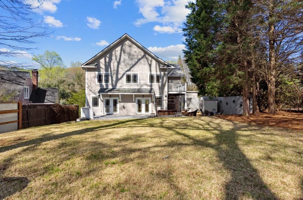 211 Parkside Cir, Decatur GA  30030-1412 exterior