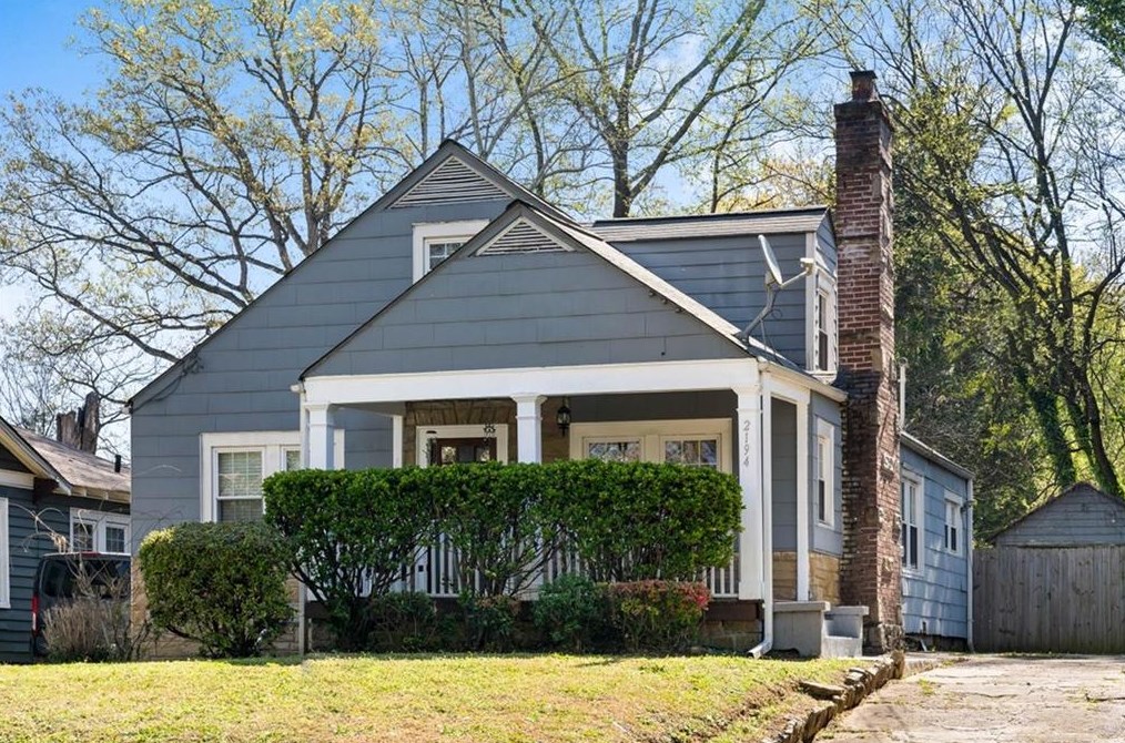 2194 Newnan St, Atlanta, GA 30344-1757