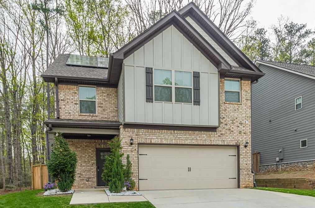 4134 Woodland Park Dr, Atlanta GA  30331 exterior