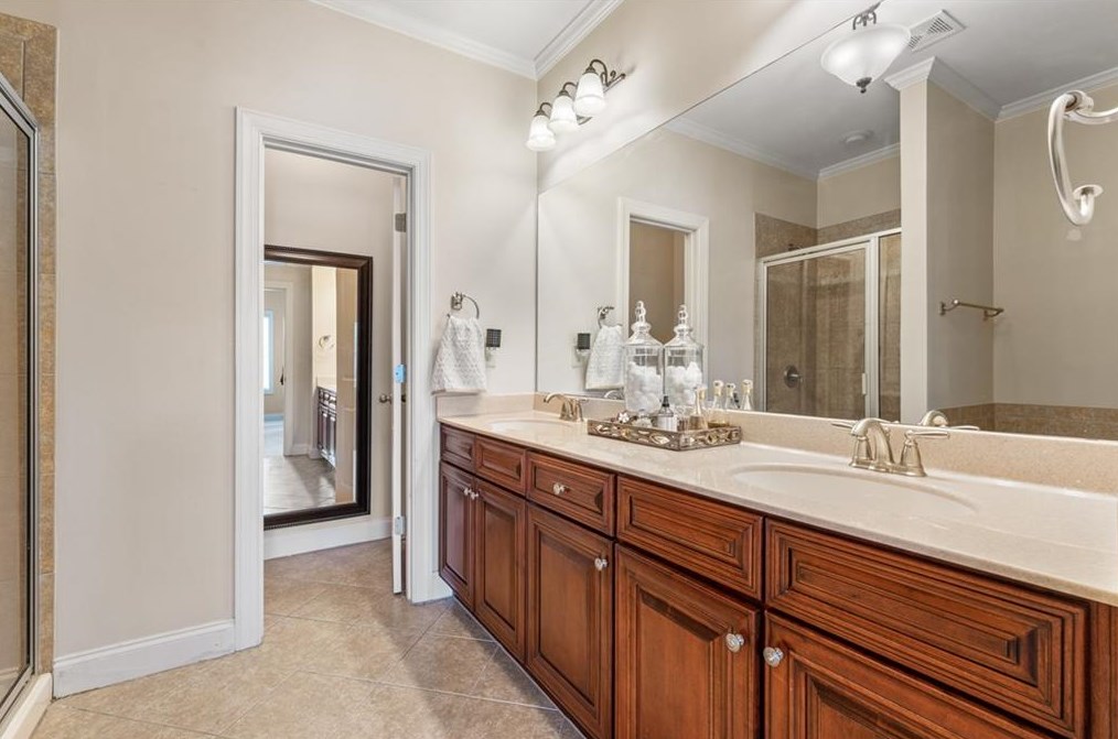 3118 Turman Cir, Decatur GA  30033-3255 exterior