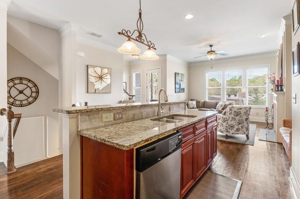 3118 Turman Cir, Decatur GA  30033-3255 exterior