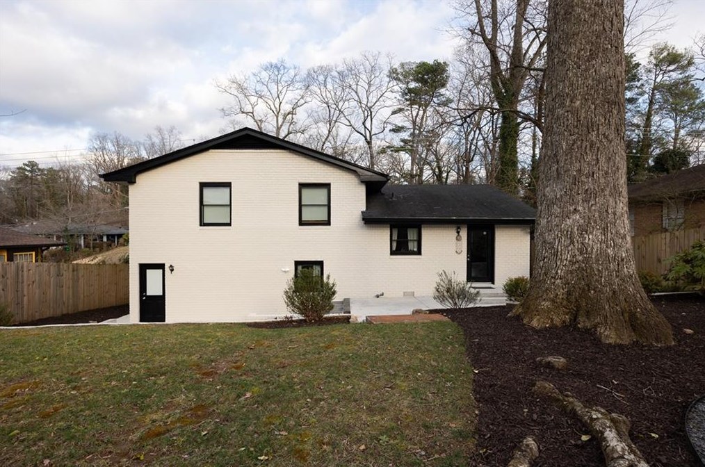 1969 Stanton St, Decatur GA  30032-4154 exterior