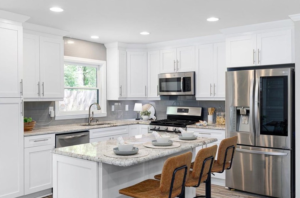 1969 Stanton St, Decatur GA  30032-4154 exterior