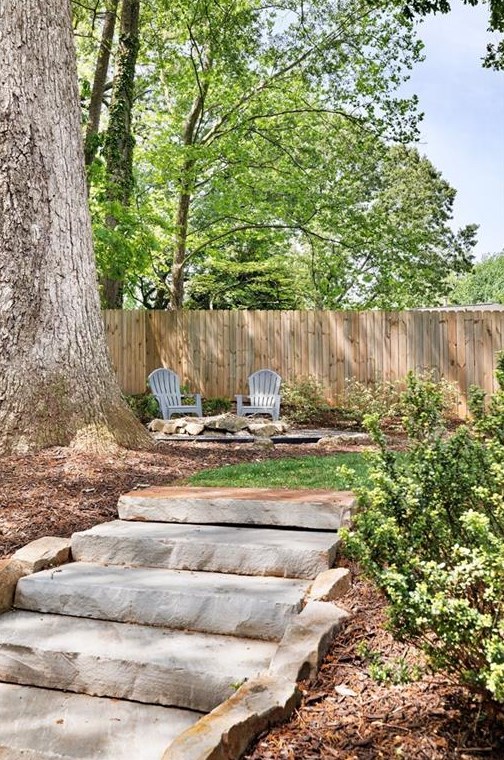 1969 Stanton St, Decatur GA  30032-4154 exterior