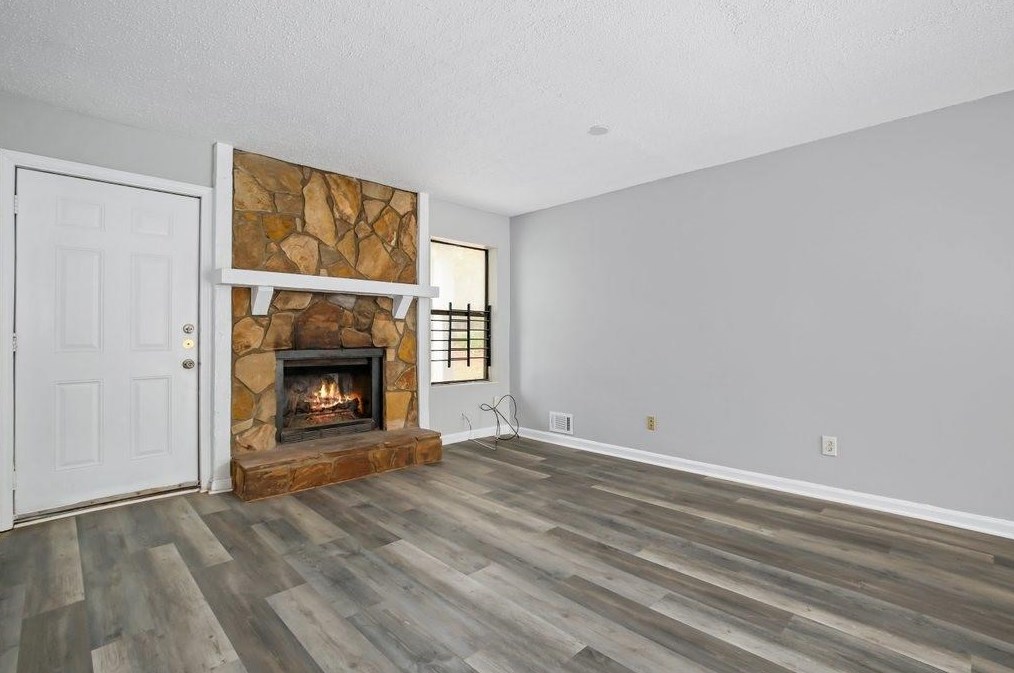 1486 Joy Ln, Decatur GA  30032-3022 exterior