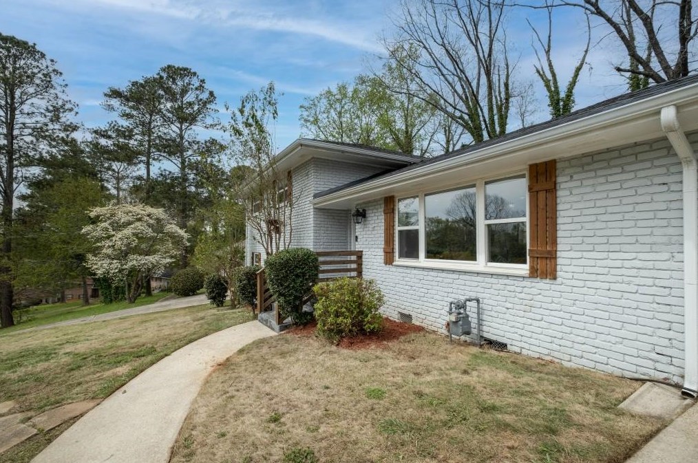 3142 Gay Dr, Decatur GA  30032-7135 exterior