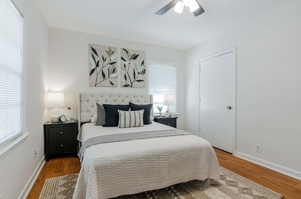 3723 Glenwood Rd, Decatur GA  30032-4527 exterior