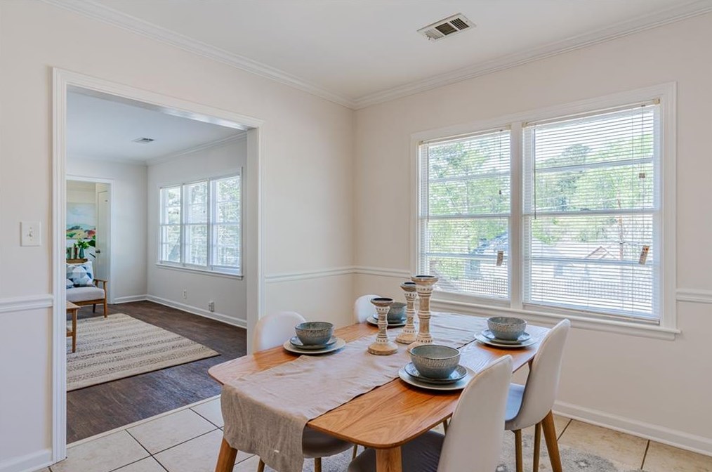 3723 Glenwood Rd, Decatur GA  30032-4527 exterior