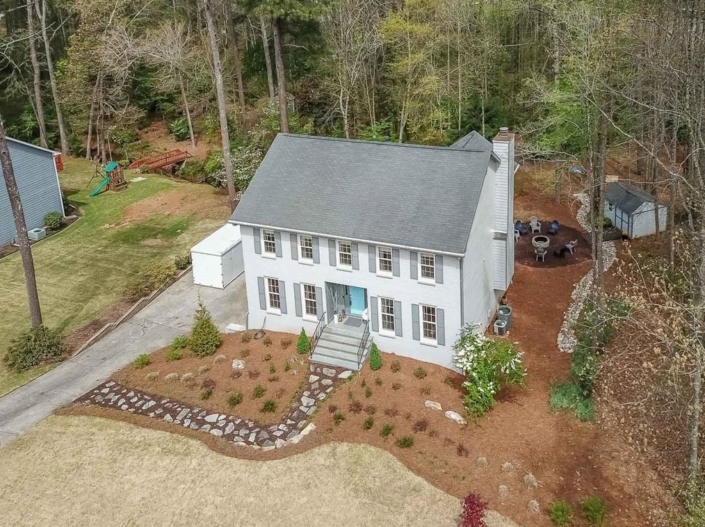 575 Leah Dr, Powder Springs, GA 30127-4413