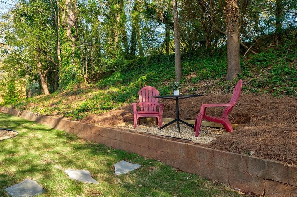 2695 Miriam Ln, Decatur GA  30032-5732 exterior